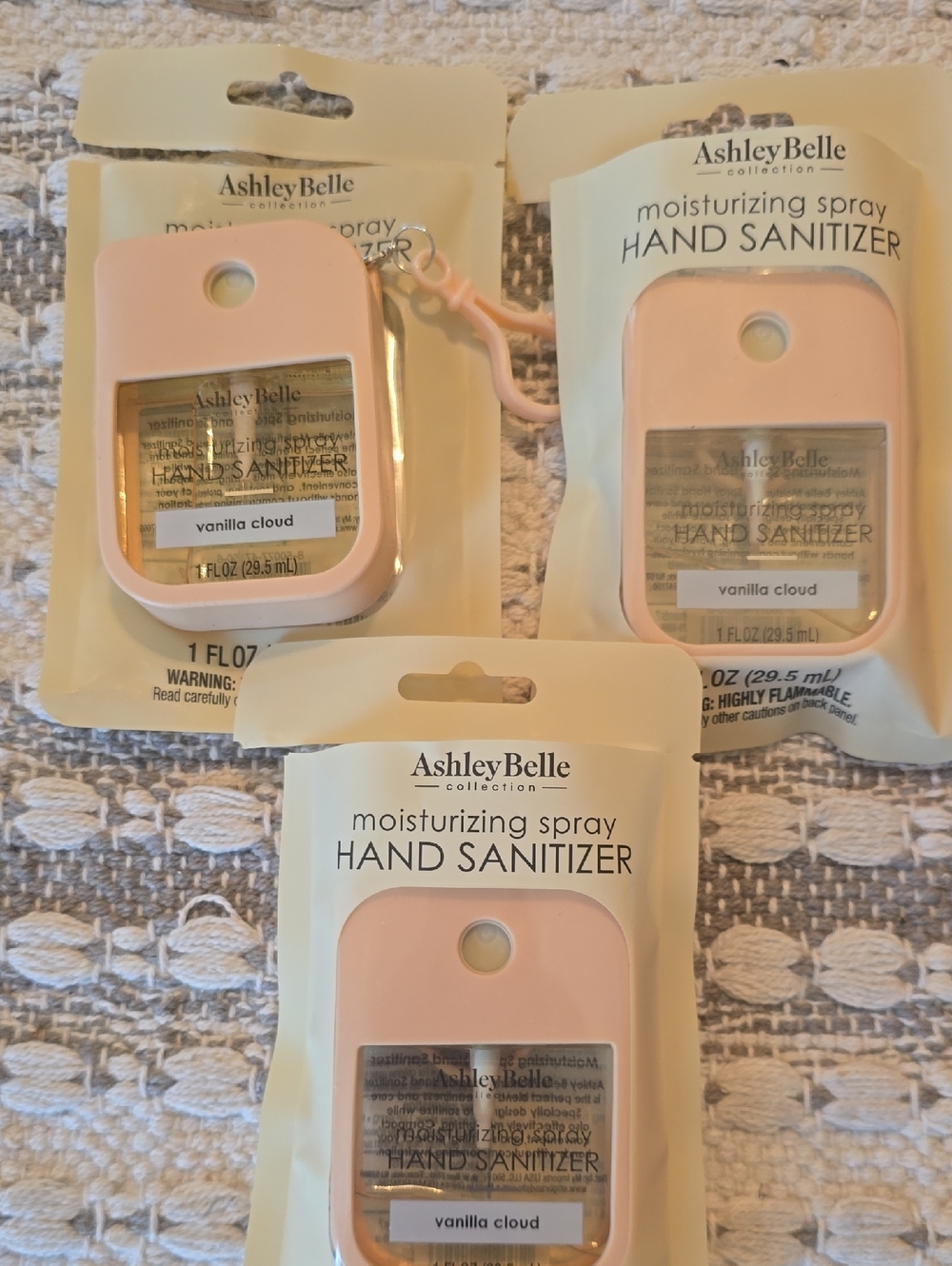 Moisturizing Spray Hand Sanitizer - Vanilla Cloud
